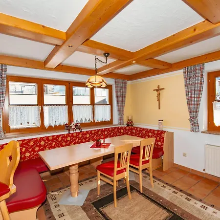 Mit 5 Separaten Schlafmoeglichkeiten Holiday home *